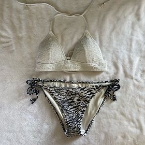 Victoria’s Secret ribbed zebra bikini set